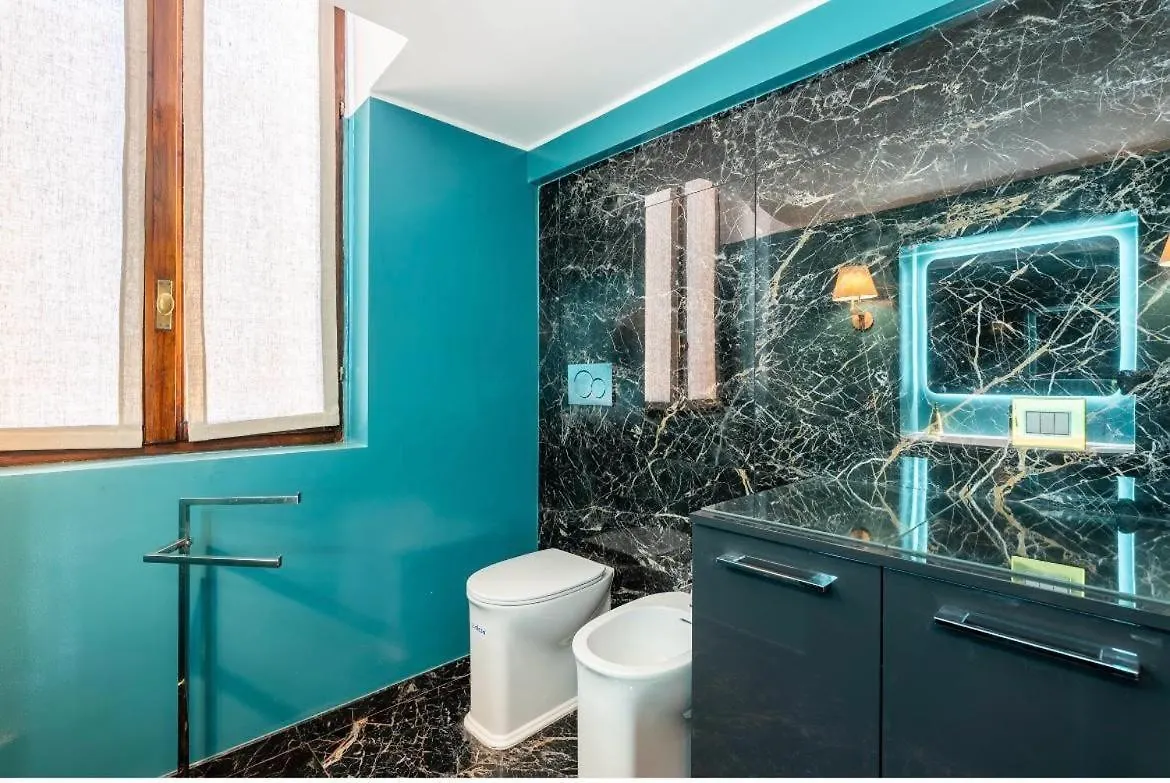 Apartment 10 Minutes From The Duomo - Elegant Maison Milan