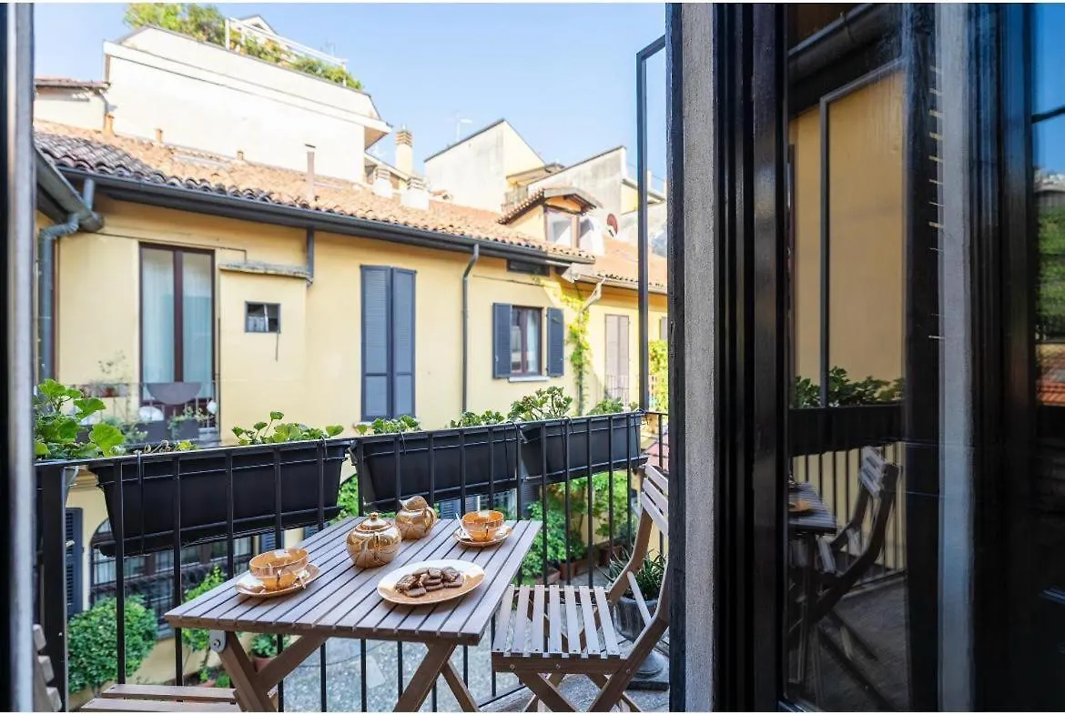 10 Minutes From The Duomo - Elegant Maison ميلان